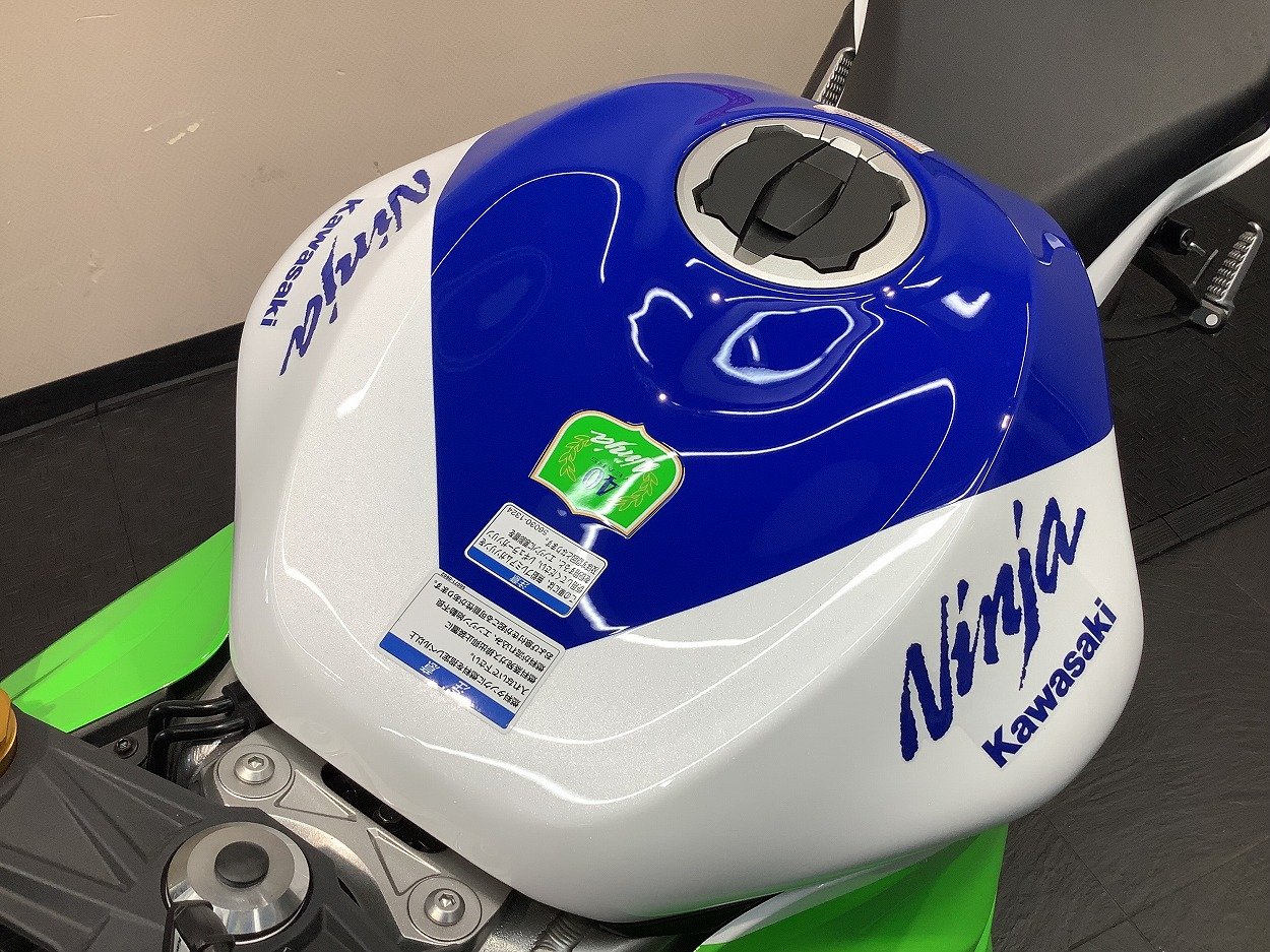 Ninja ZX-6R 40th記念 クイックシフター/ETC2.0標準 | バイク