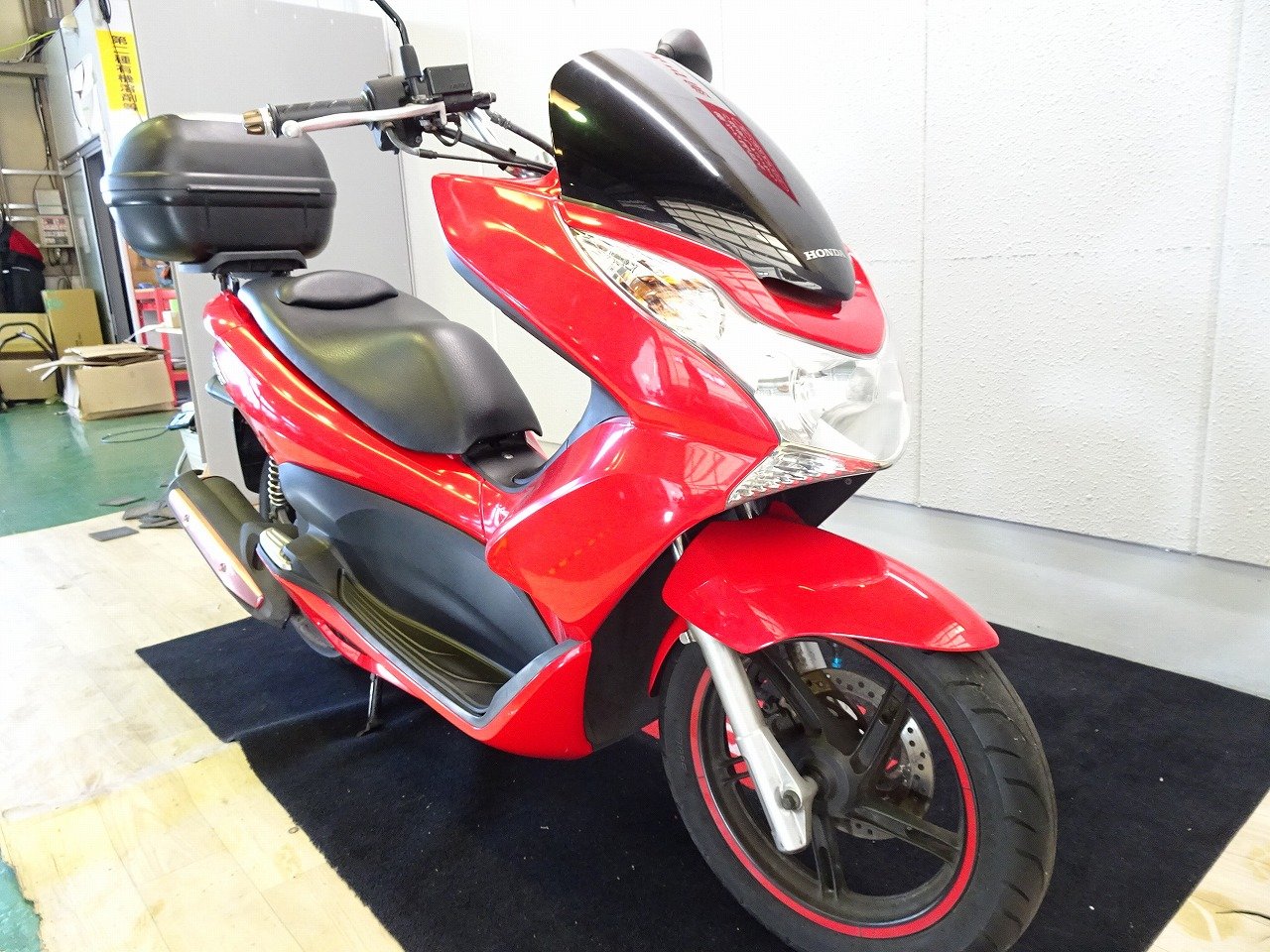 PCX150 2012年モデル／KF12型／トップケース装備 | バイク買う