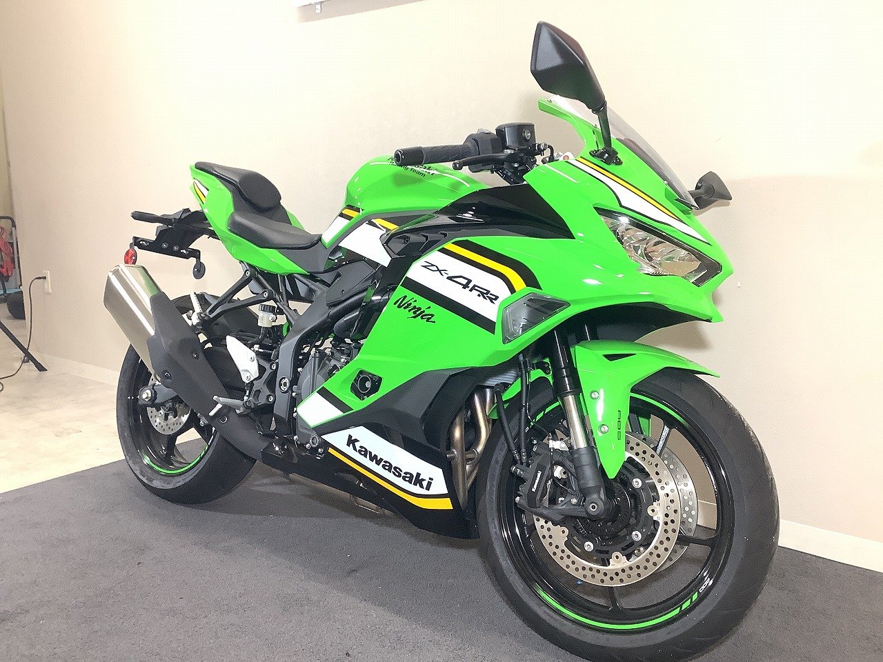Ninja ZX-4RR 2025年モデル/ワンオーナー/純正スペアキーあり