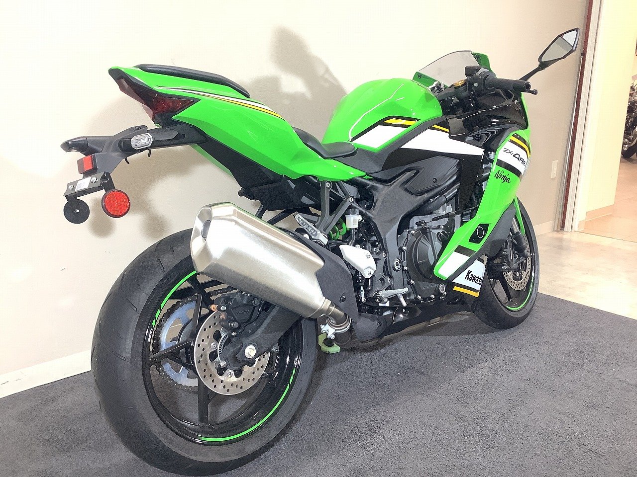 Ninja ZX-4RR 2025年モデル/ワンオーナー/純正スペアキーあり