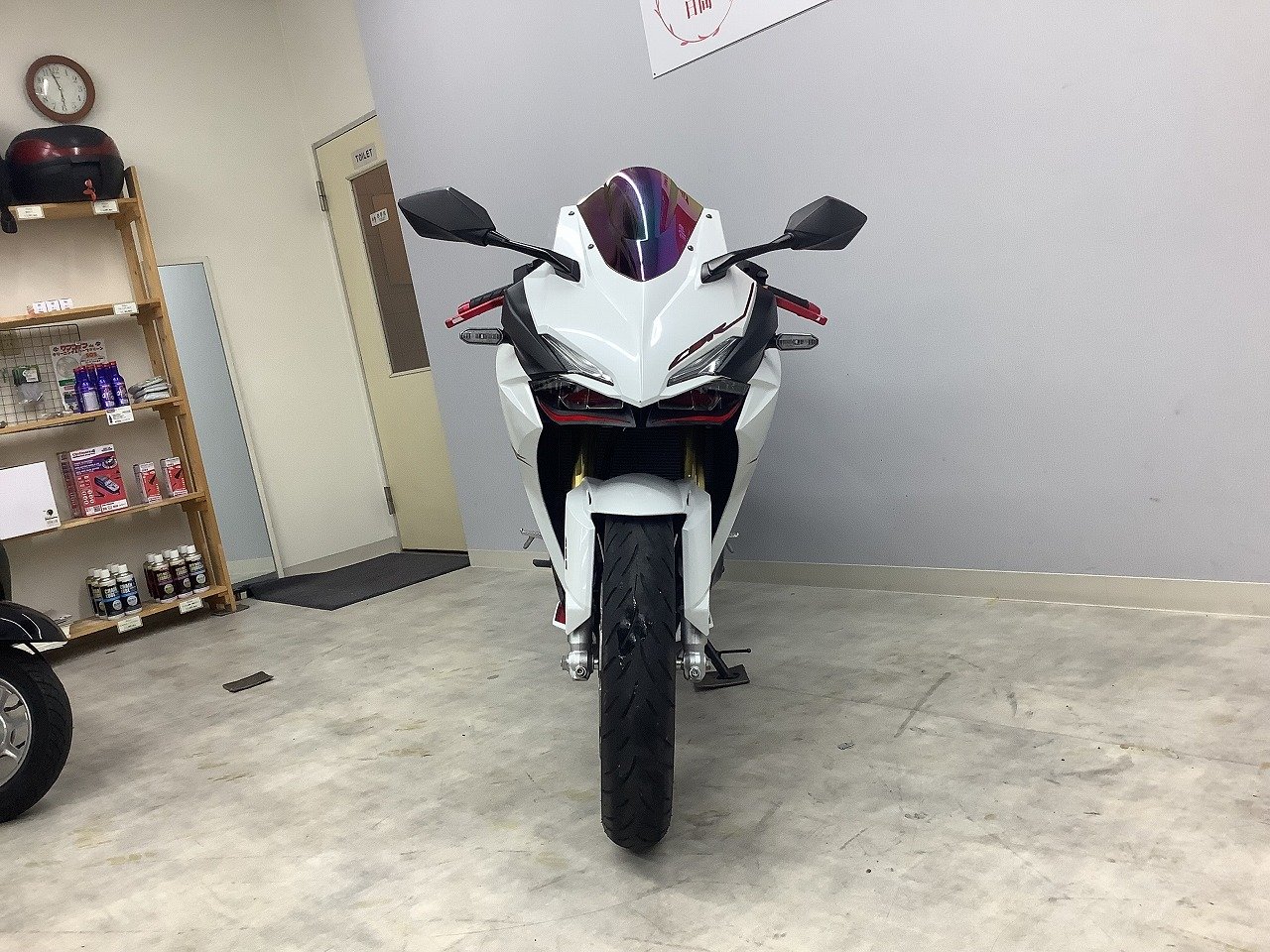 22701680.jpg?resize=600,450,ffffff