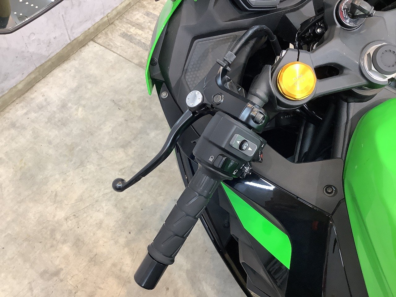 すずきん SUNSTAR サンスター PREMIUM RACING [プレミアムレーシング