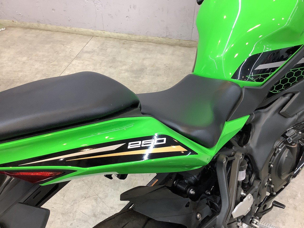 ニンジャZX－25R SE KRT Edition 2021年モデル
