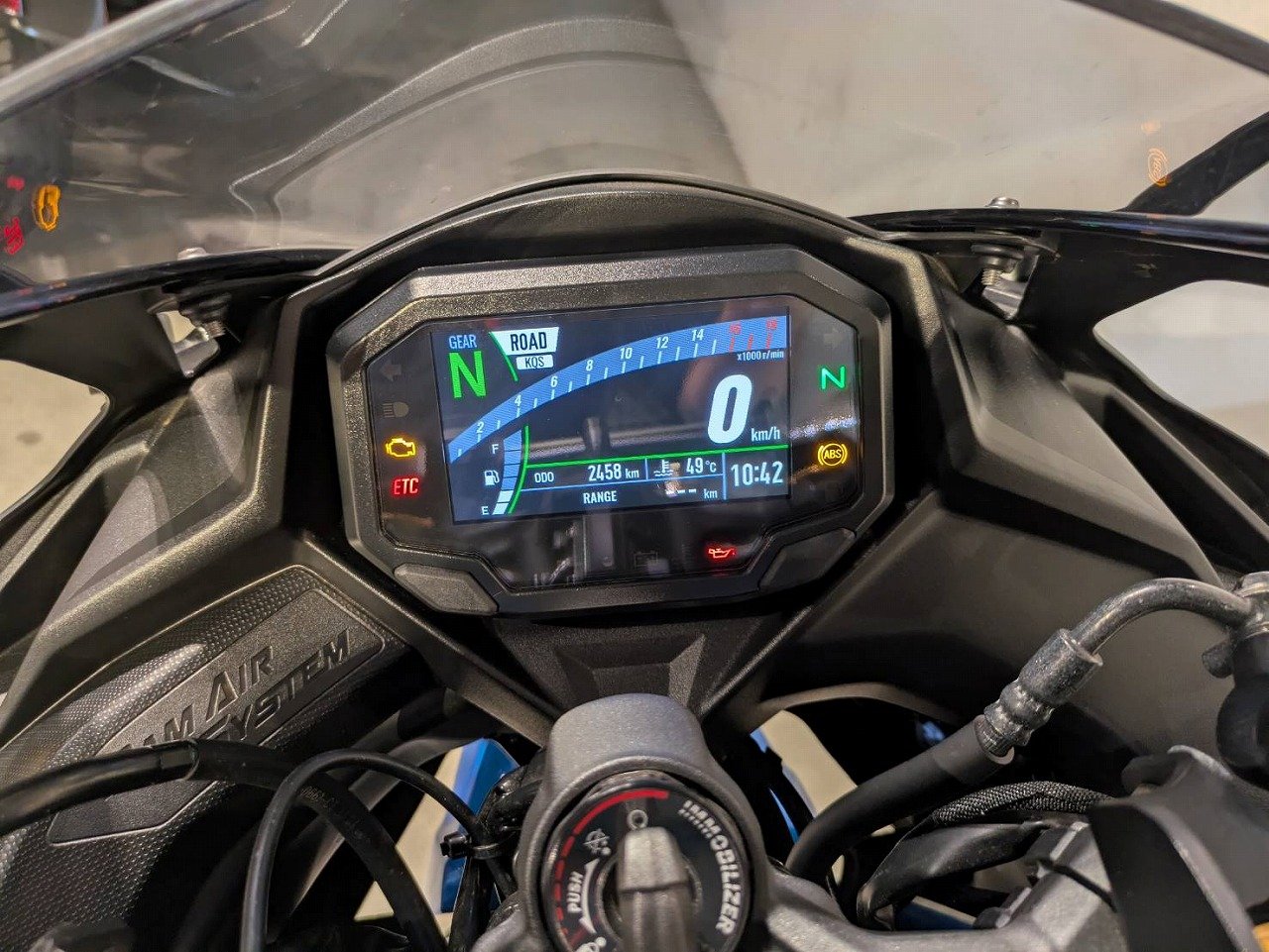 Ninja ZX－4R SE 2024年モデル ワンオーナー