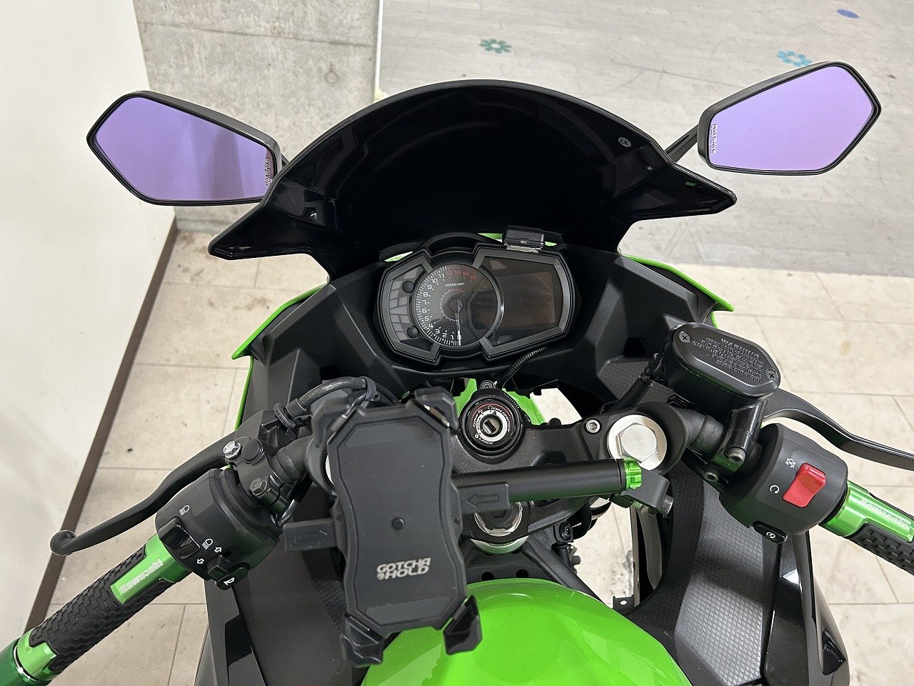 22712047.jpg?resize=600,450,ffffff