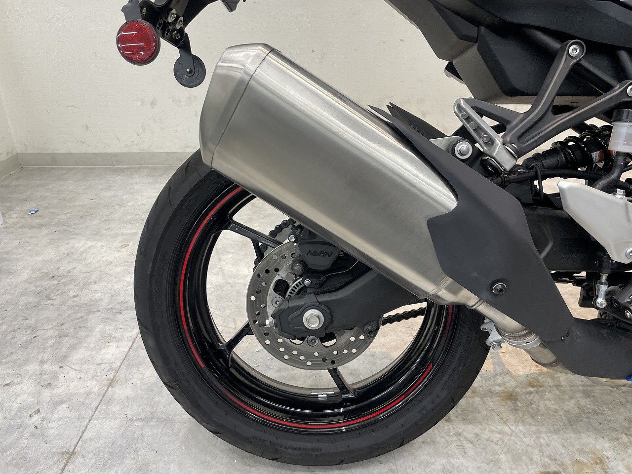 Ninja ZX-4R SE 2024年モデル/マルチバー | バイク買うなら