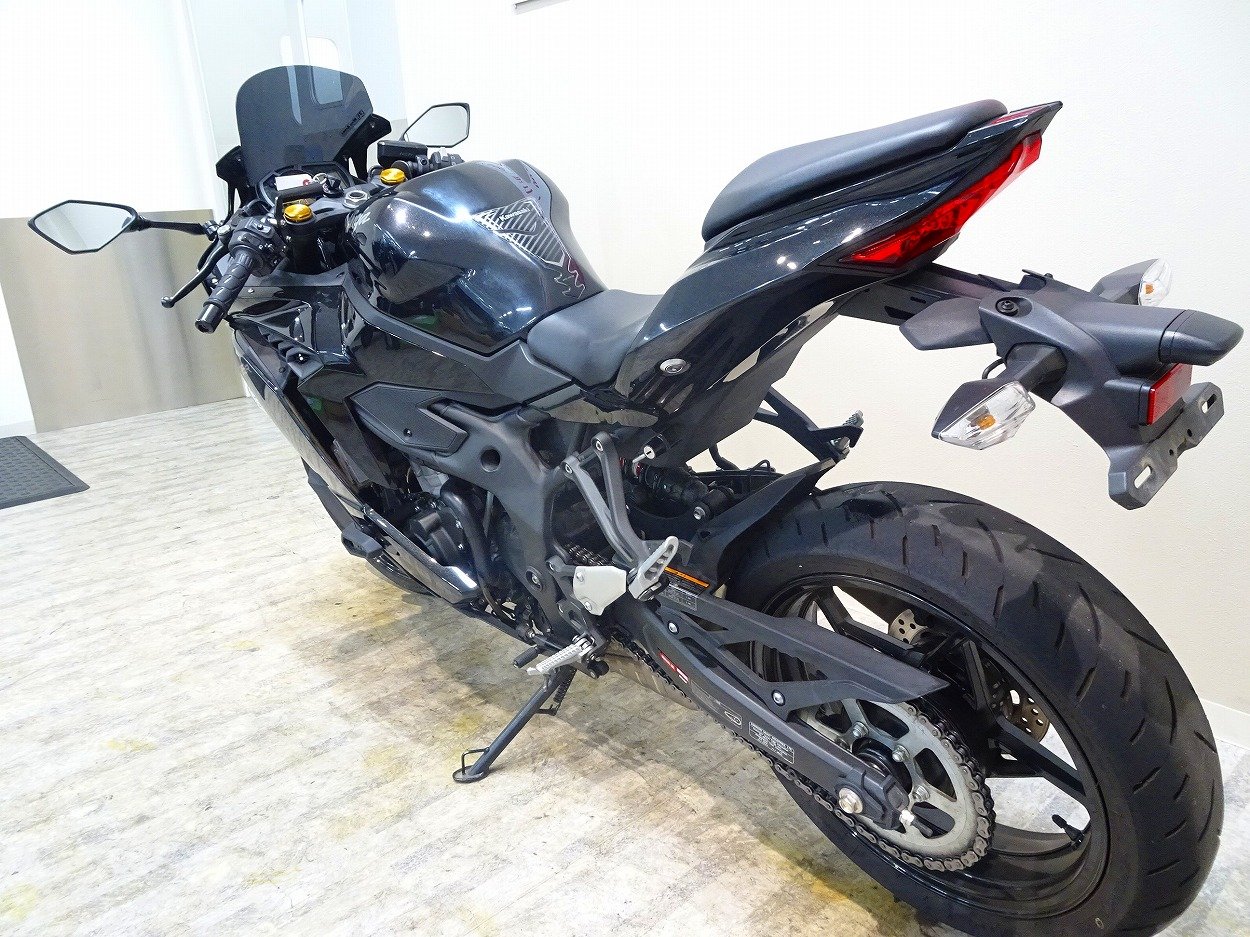 Ninja ZX-25R 2022年モデル/エンジンスライダー | バイク買うなら