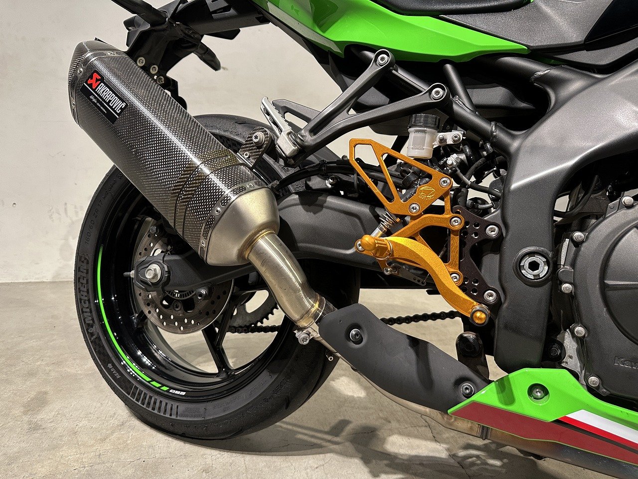 Ninja250 ZX－25R SE 2024年モデル アクラポ