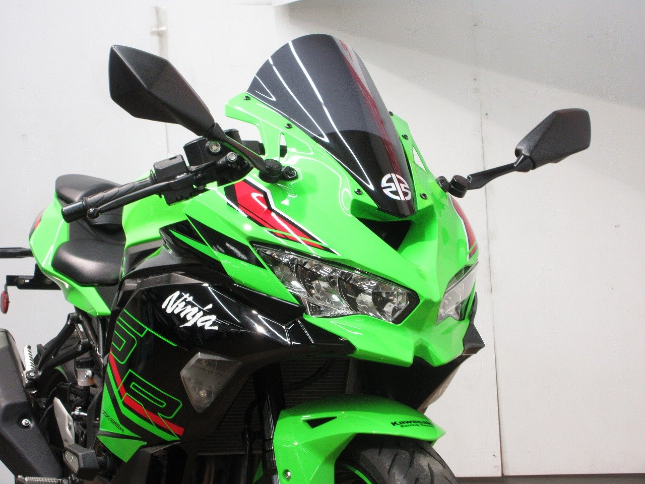 Ninja ZX-25R SE／ABS／マルチバー／ZX250H型／エンジンガード