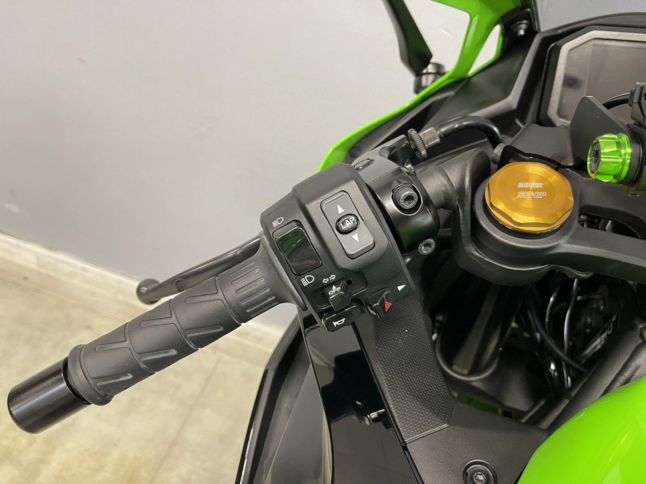 ZX-25R-2 SE みんなが待ってた令和の4気筒250ccは趣味から日常