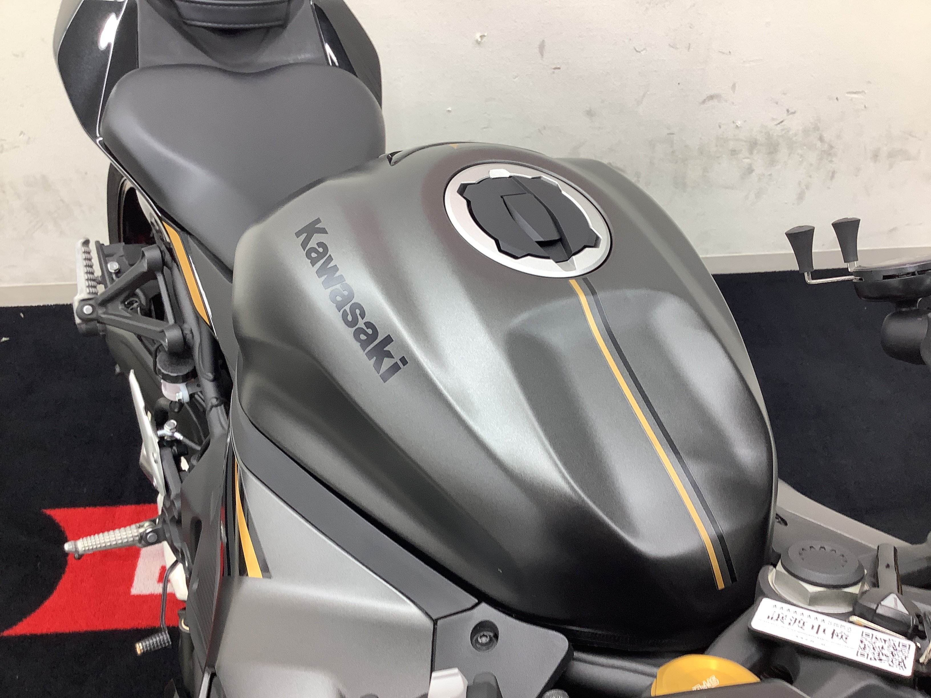 ZX－25R SE アクセサリーバー装備！！ | バイク買うなら