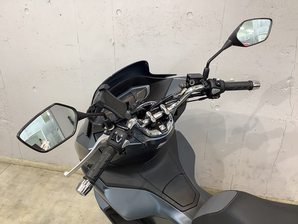 PCX160 【マル得】 SHAD製リアボックス！ スマート