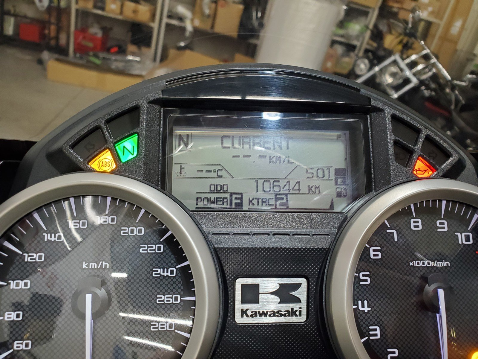 23052191.jpg?resize=600,450,ffffff