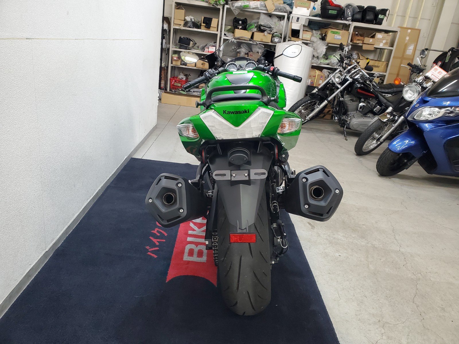 23052201.jpg?resize=600,450,ffffff