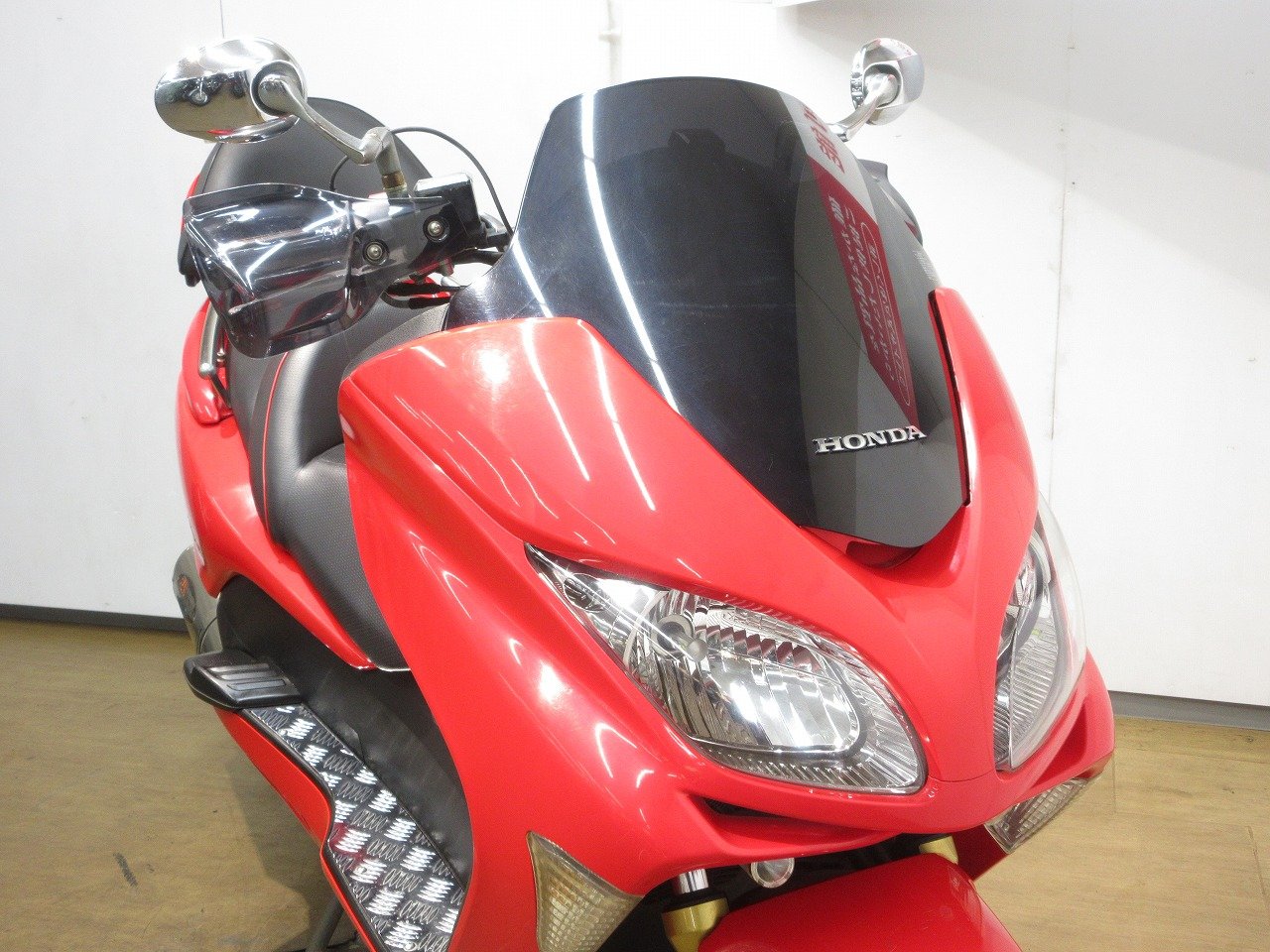 23094859.jpg?resize=600,450,ffffff