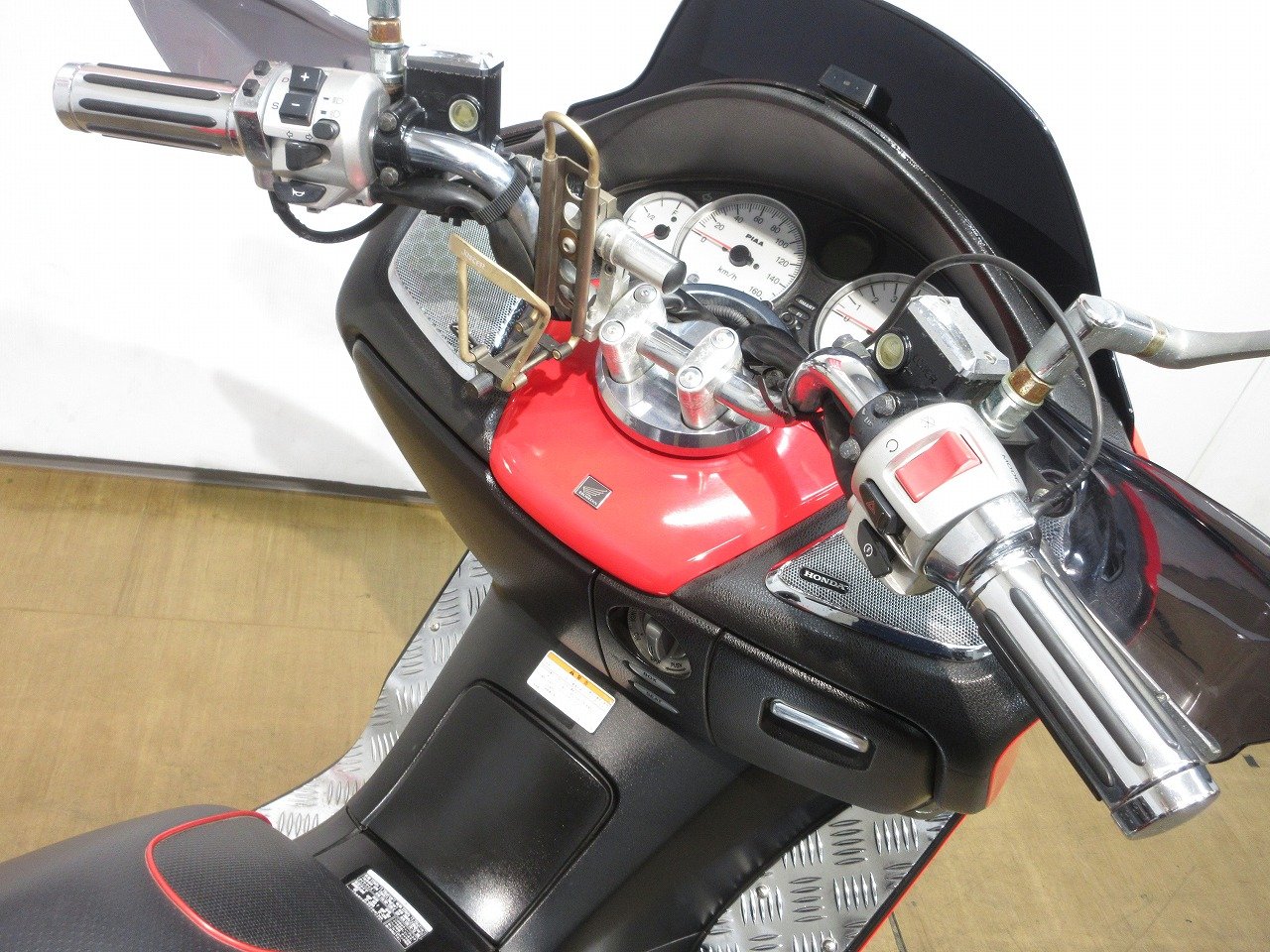 23094860.jpg?resize=600,450,ffffff