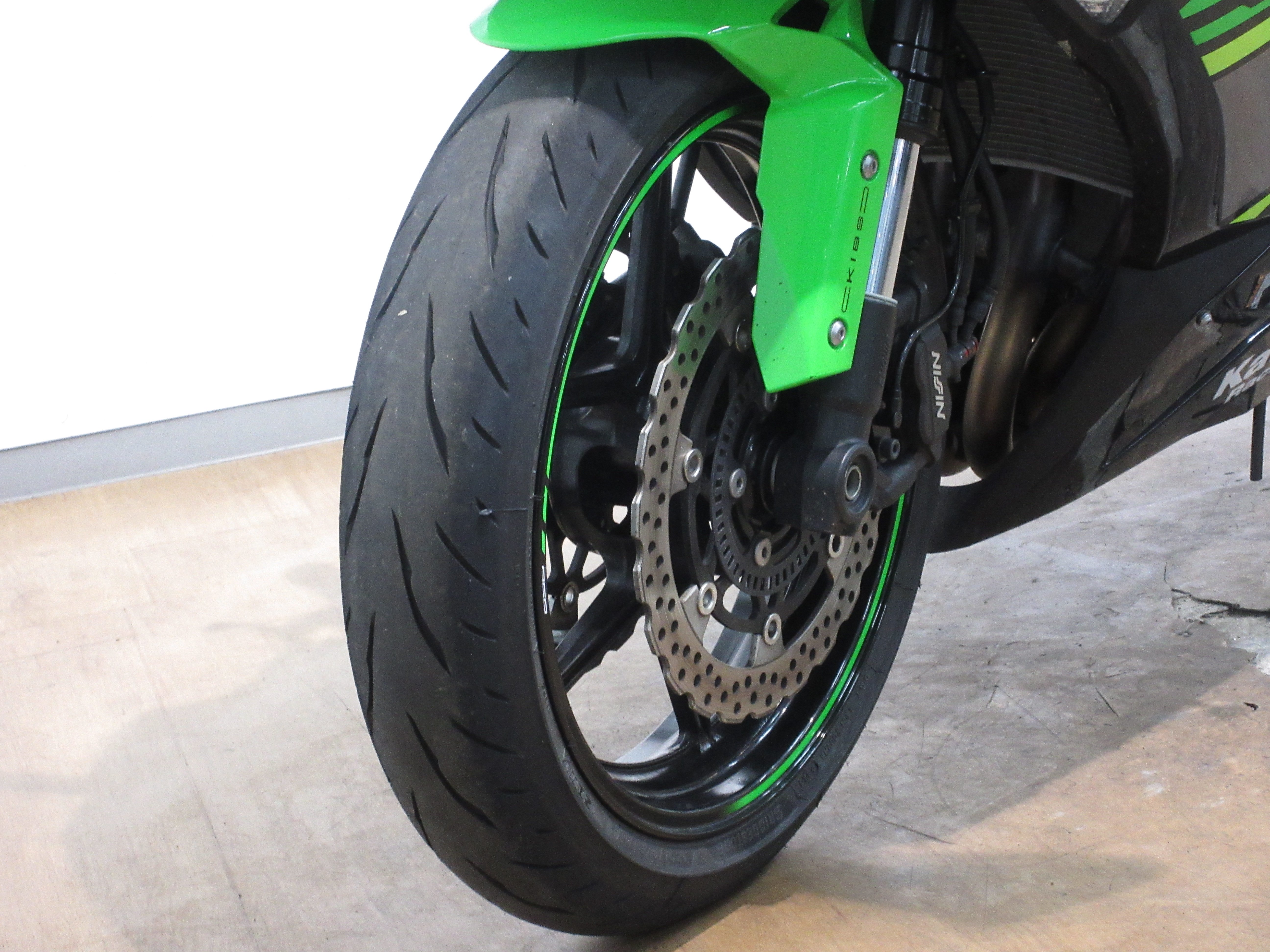 Ninja ZX-6R（ニンジャ）／ABS＆ETC純正／ベイビーフェイス製