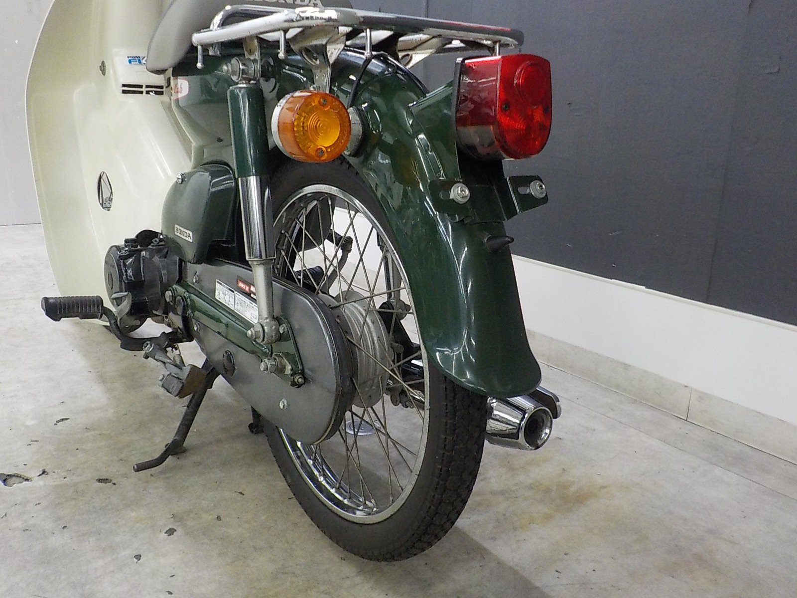 23130870.jpg?resize=600,450,ffffff