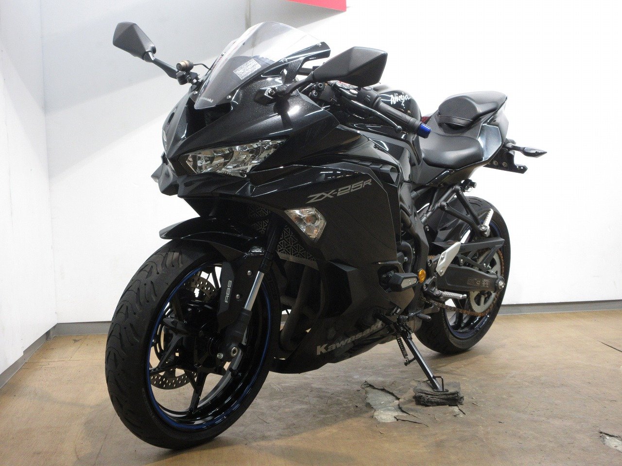Ninja ZX-25R（ニンジャ）／ABS／USB電源装備／ドライブレコーダー装備