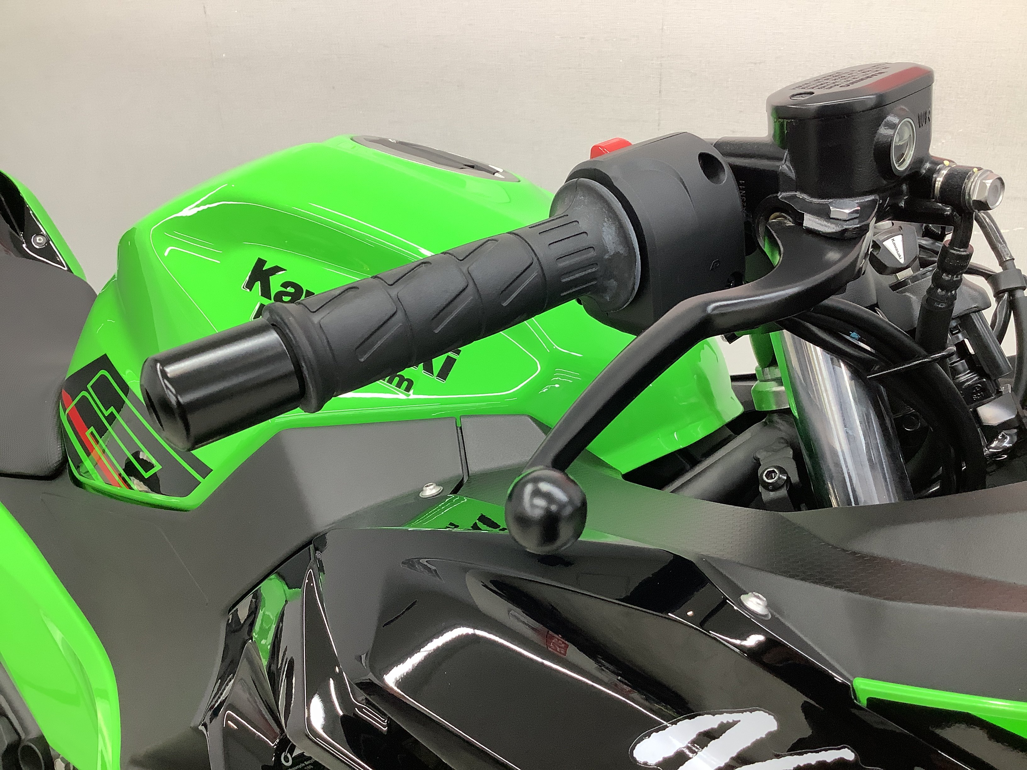 Ninja 250 ABS Special Edition 2024年モデル | バイク買うなら