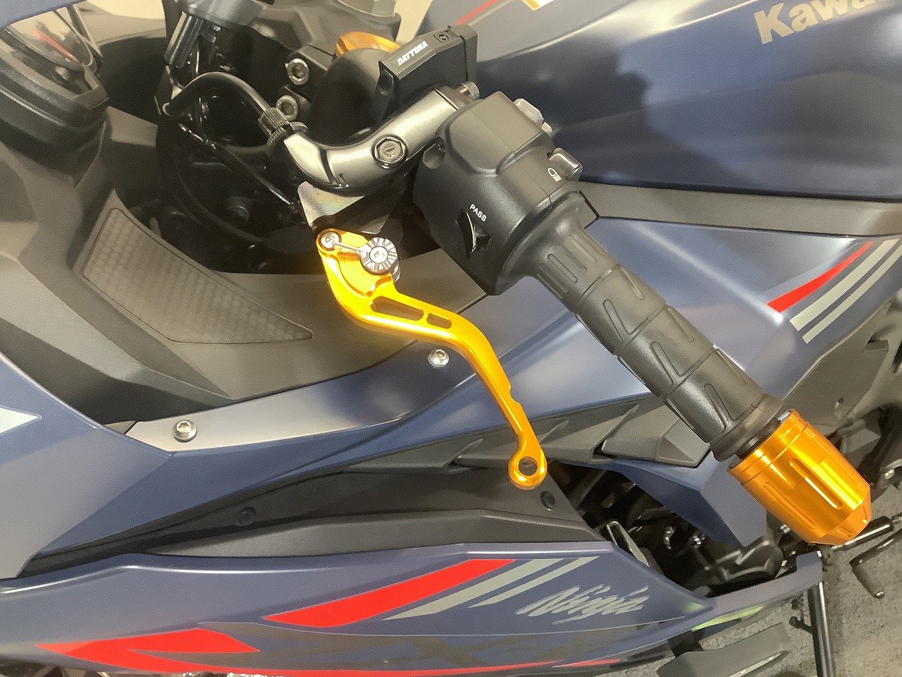 ZX-25R SE 2022年モデル/ワンオーナー/クイックシフター/USBポート