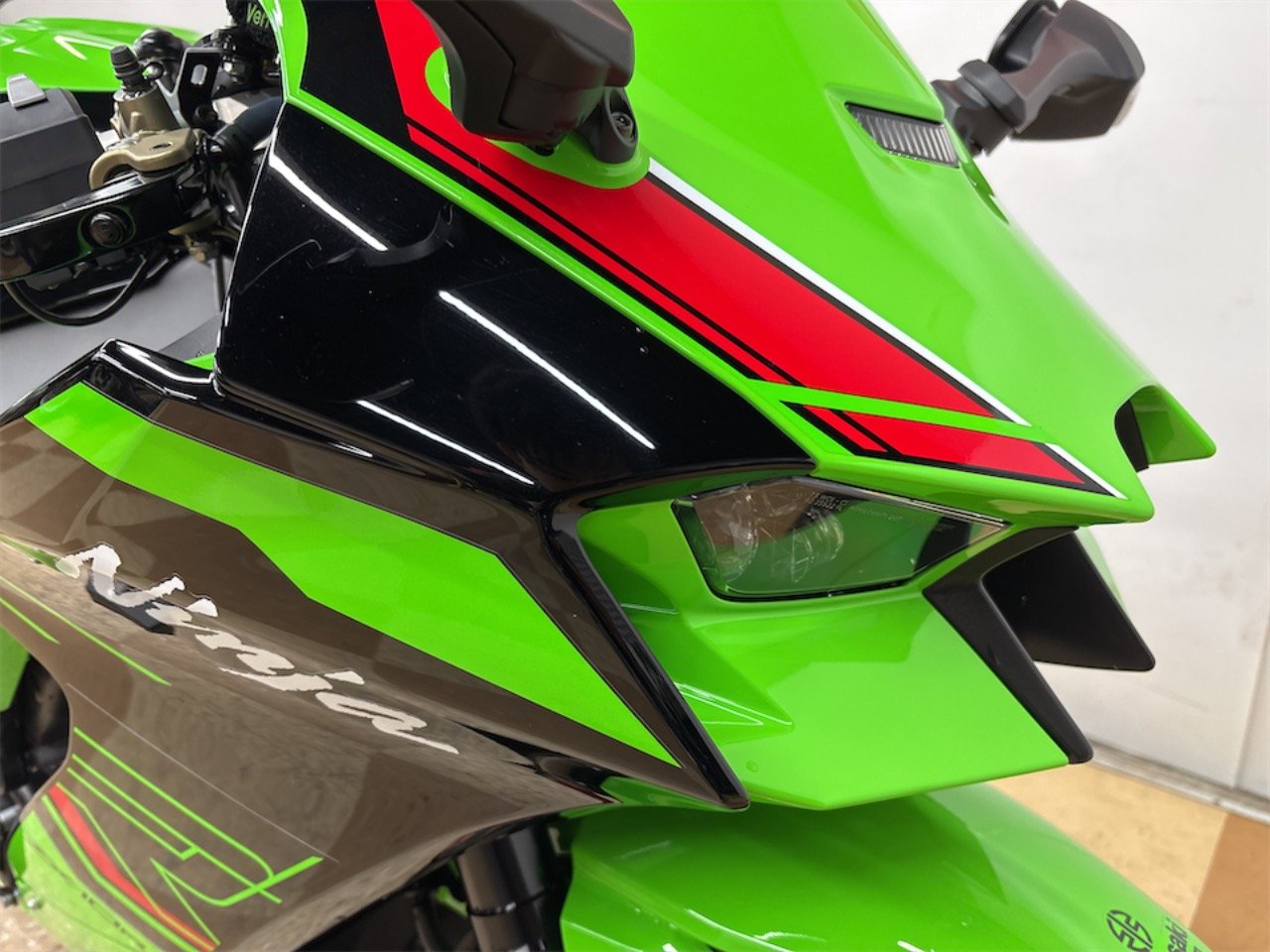 ZX－10R 2023年モデル ARROW製スリップオンサイレンサー