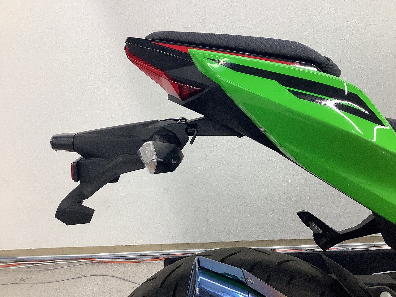 ニンジャ400 2023年モデル トリックスターマフラー・エンジン