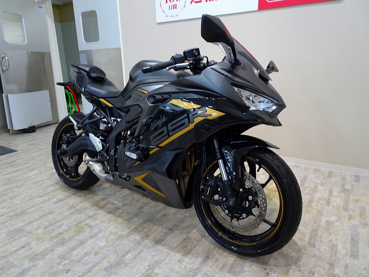Ninja ZX-25R SE 2022年モデル/フェンダーレス/エンジンスライダー