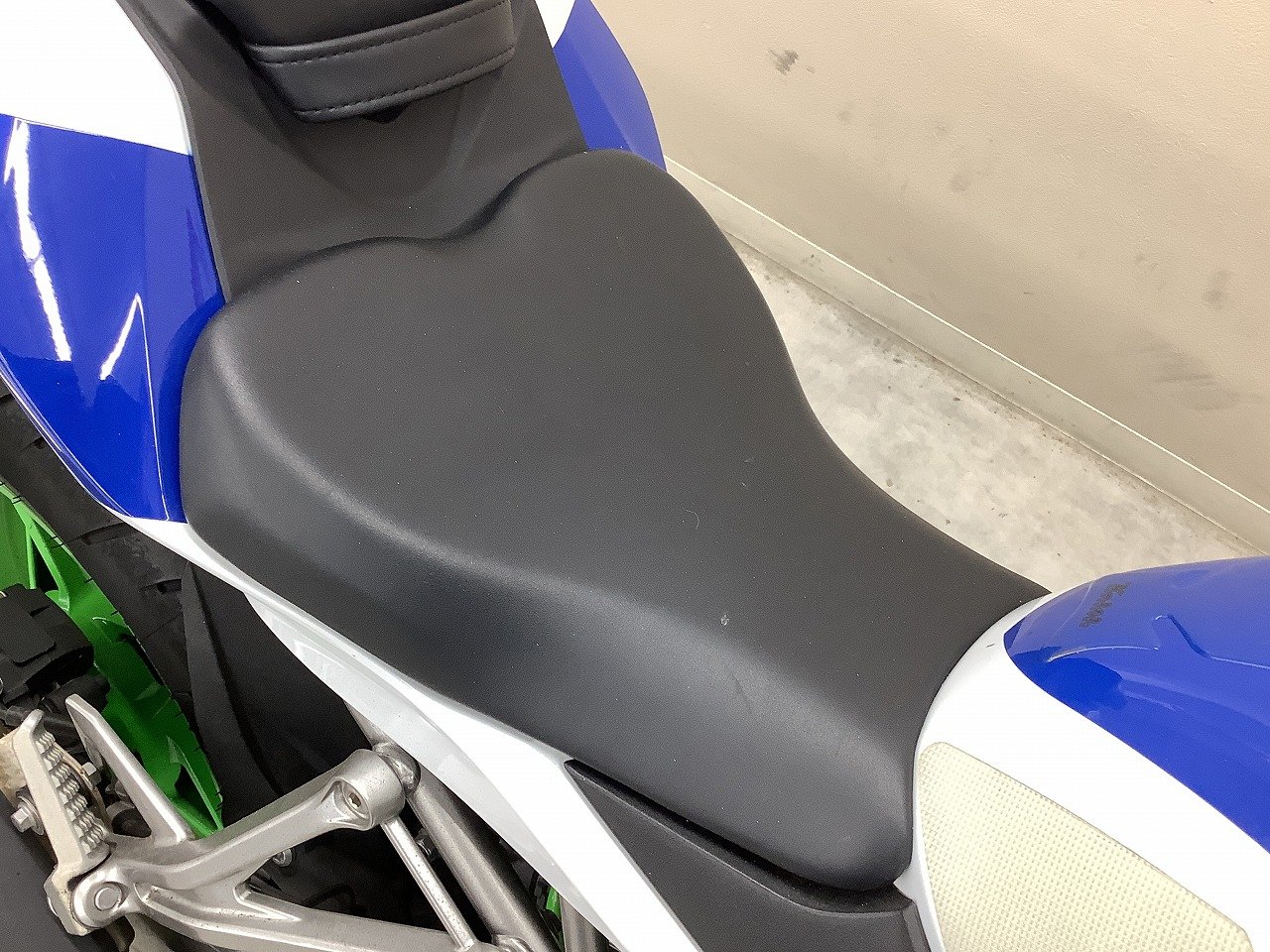 Ninja ZX-4RR □2024年モデル・40th AnniversaryEdition・ワン