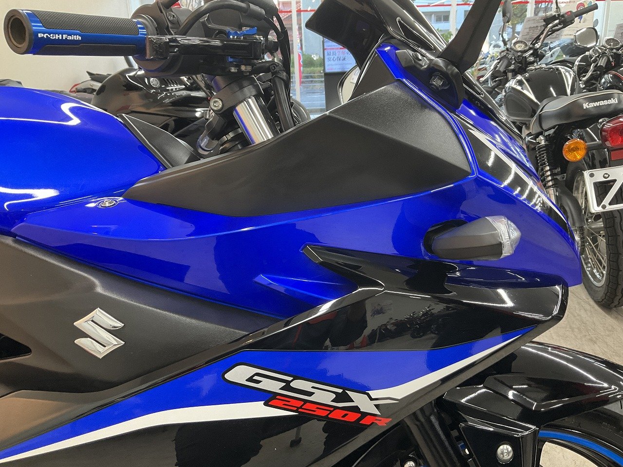 23673569.jpg?resize=600,450,ffffff