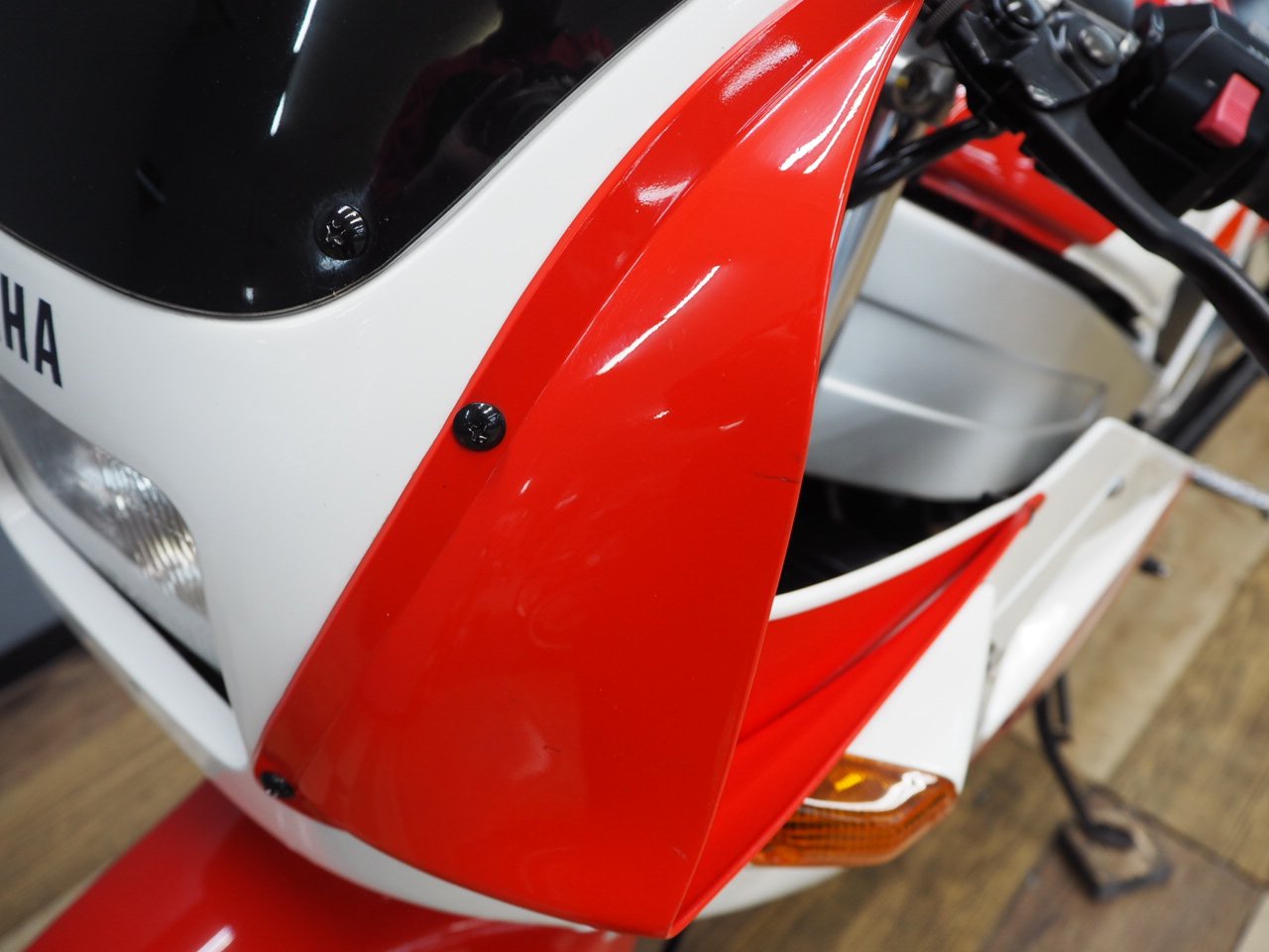 YAMAHA TZR250R 白/赤 決算大売り出し価格 期間限定 諸経費０円 始動確認済み 自賠責保険加入で乗れます 即納車有り 横浜 都筑 P-Yard YAMAHA TZR250R SP NO.050006 - NAPS SPORTS VINTAGE