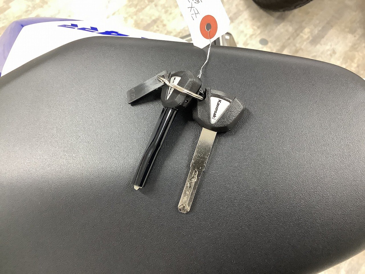 ①Kei。1〜4の購入をお願いします！ カワサキ、「Ninja ZX-4R SE」「Ninja ZX-4RR KRT EDITION」7月15日