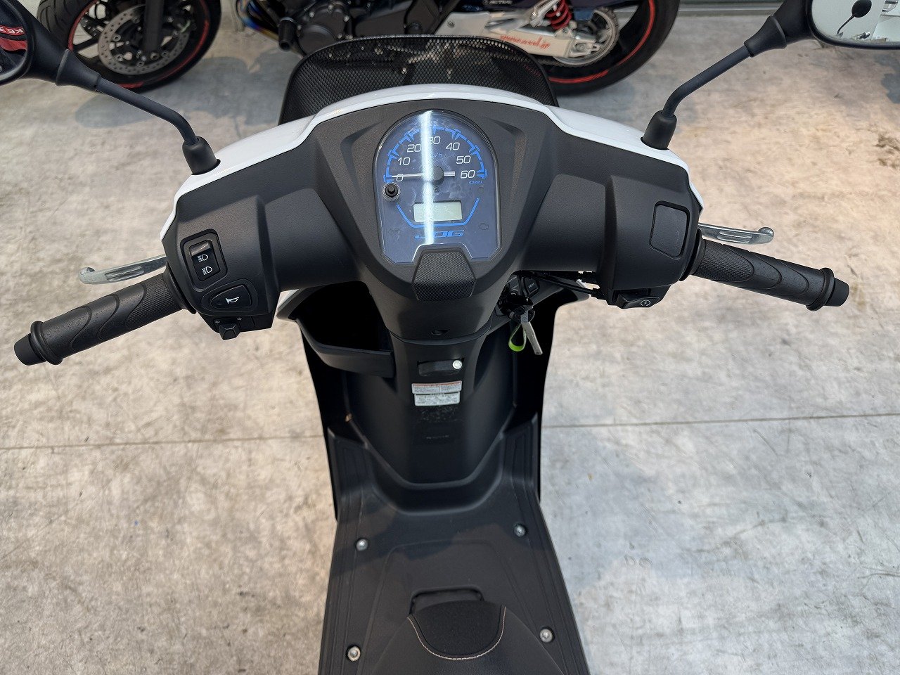 23822358.jpg?resize=600,450,ffffff