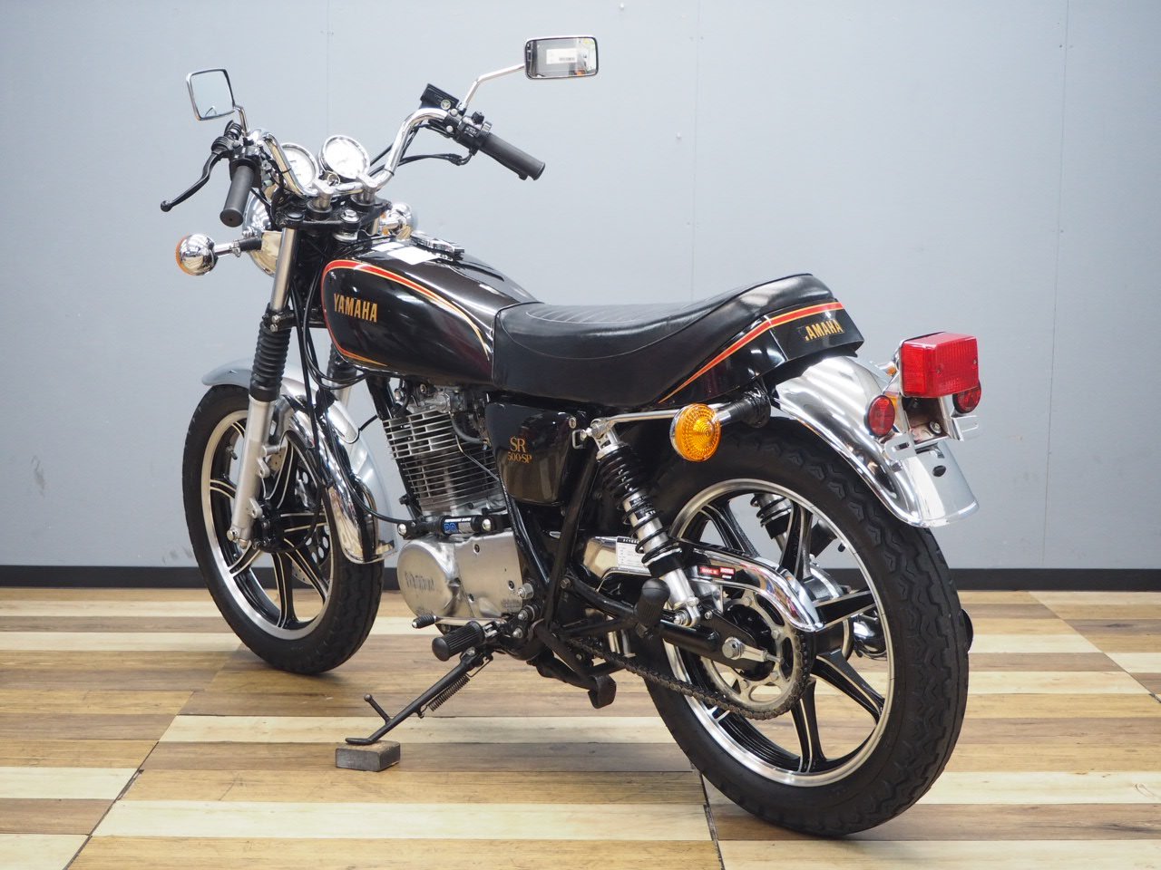 YAMAHA SR500 3GW3 1JN改 ナロータンク 初期500SP仕様！! | バイク買う