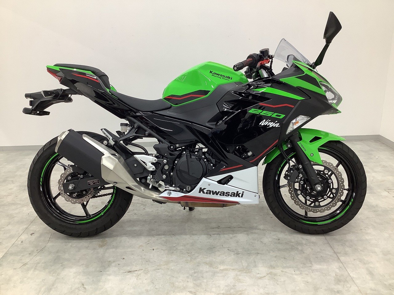 23839977.jpg?resize=600,450,ffffff