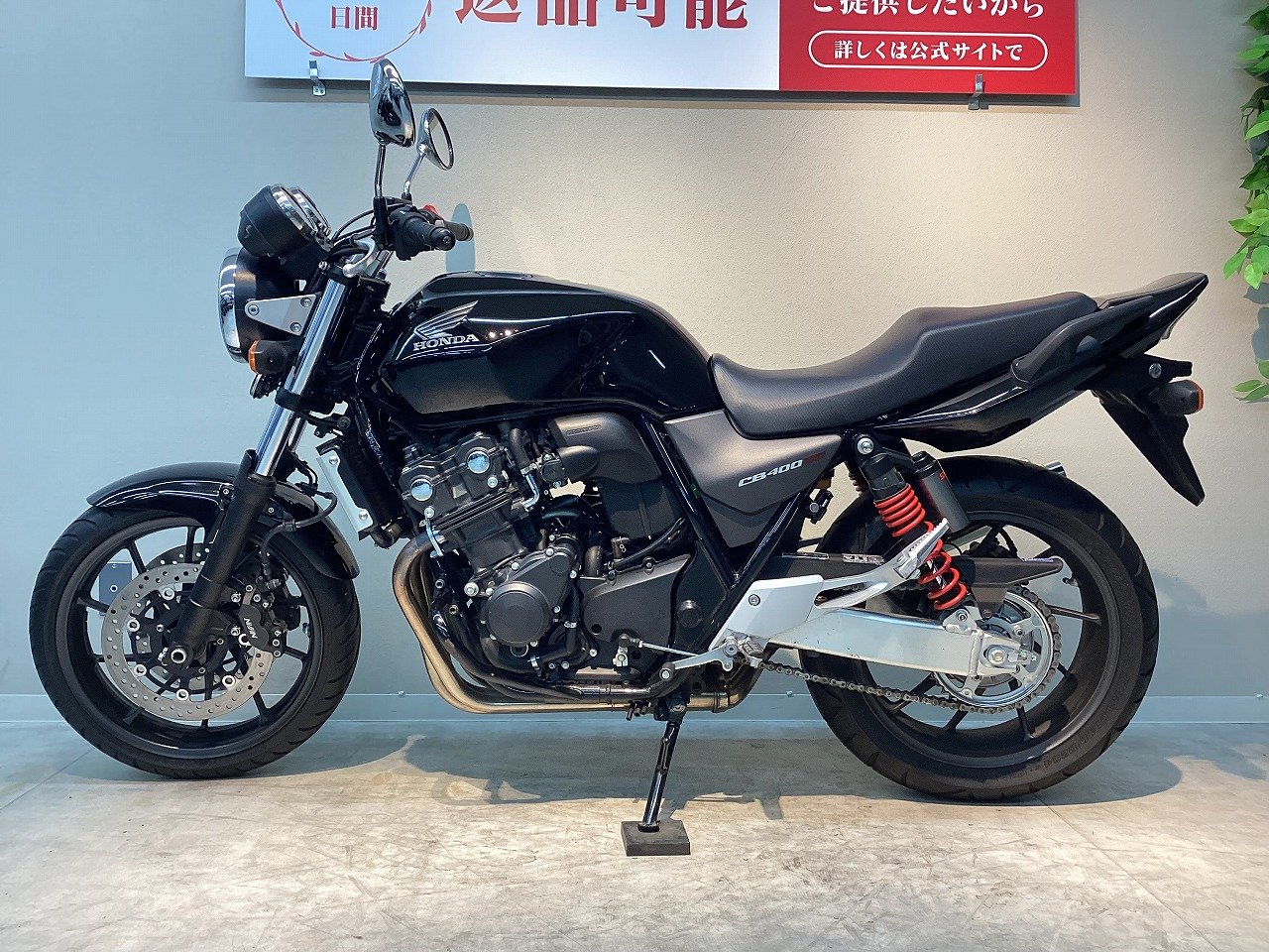 23857644.jpg?resize=600,450,ffffff