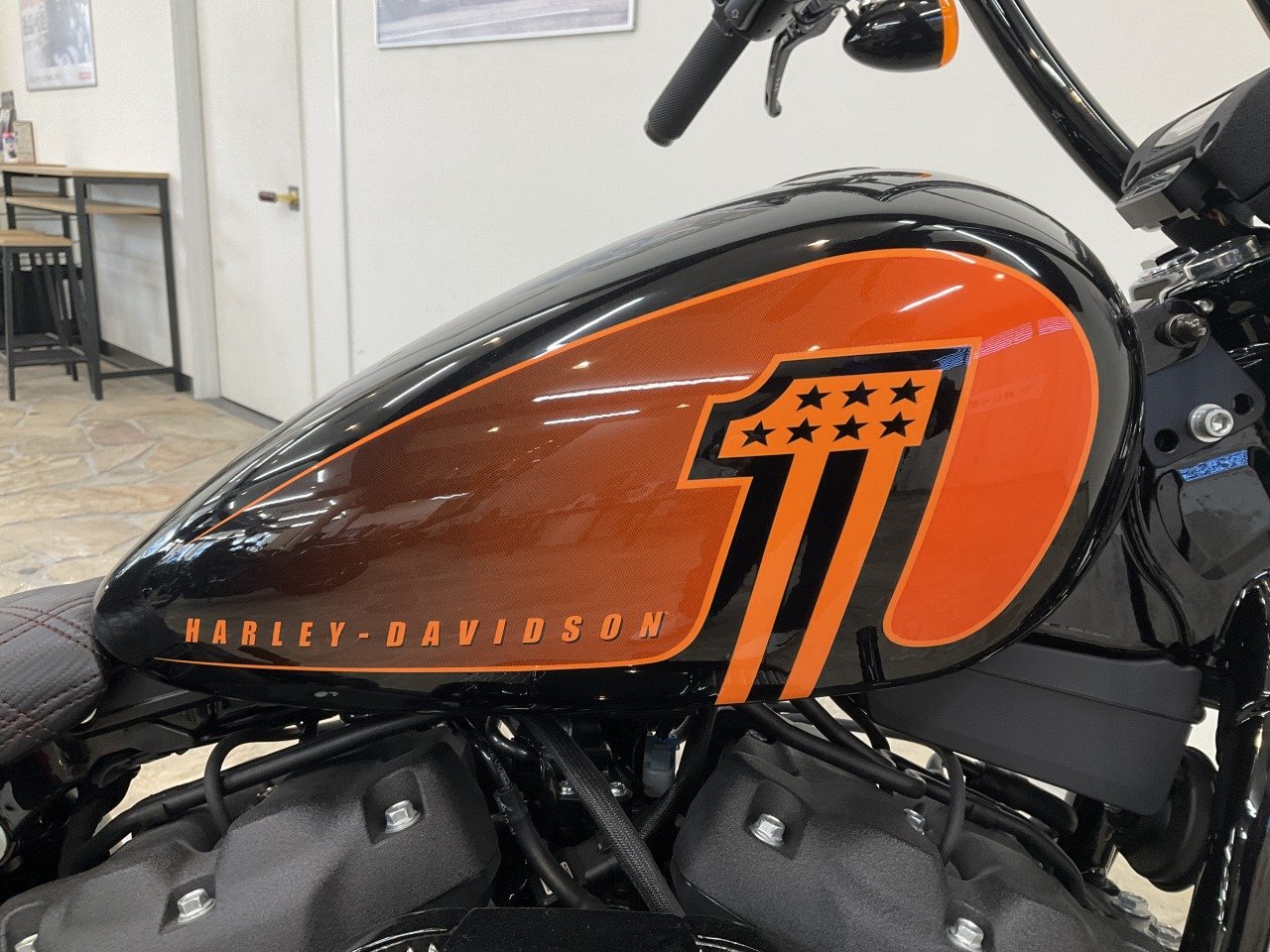 Harley-Davidson バイク タンク オレンジ Harley-Davidson バイク タンク オレンジ