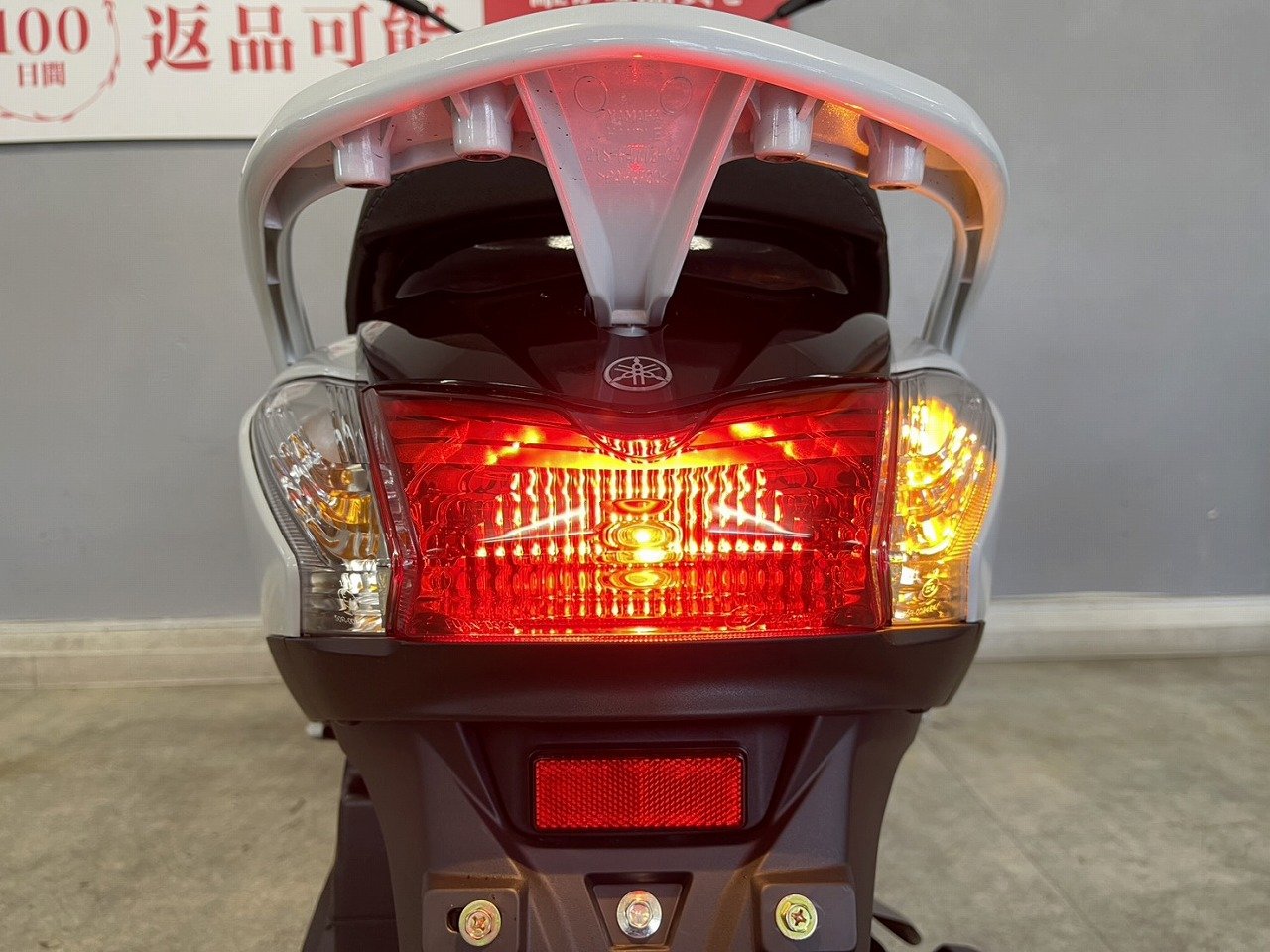 24245647.jpg?resize=600,450,ffffff