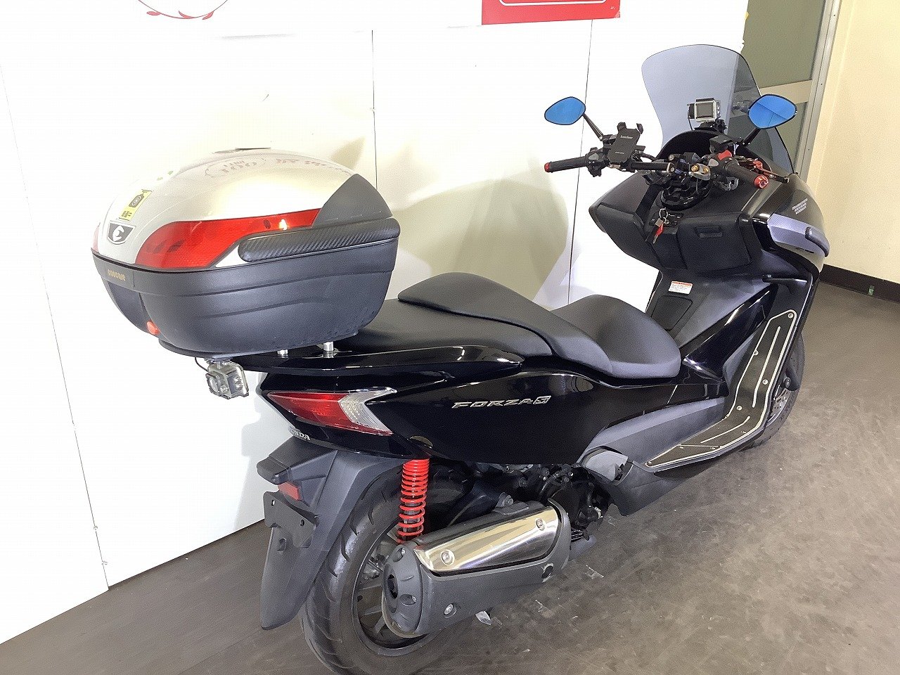 【値下げ】フォルツァ　SI  走行8千キロ　ディーラー購入　現金　ok 24470991.jpg?resize=600,450,ffffff