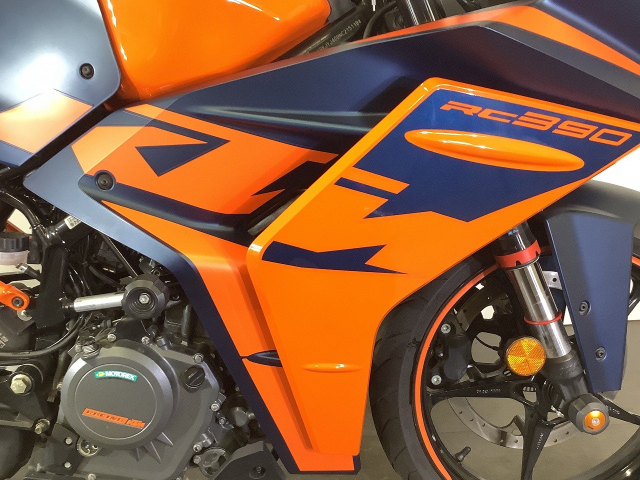 24512704.jpg?resize=600,450,ffffff