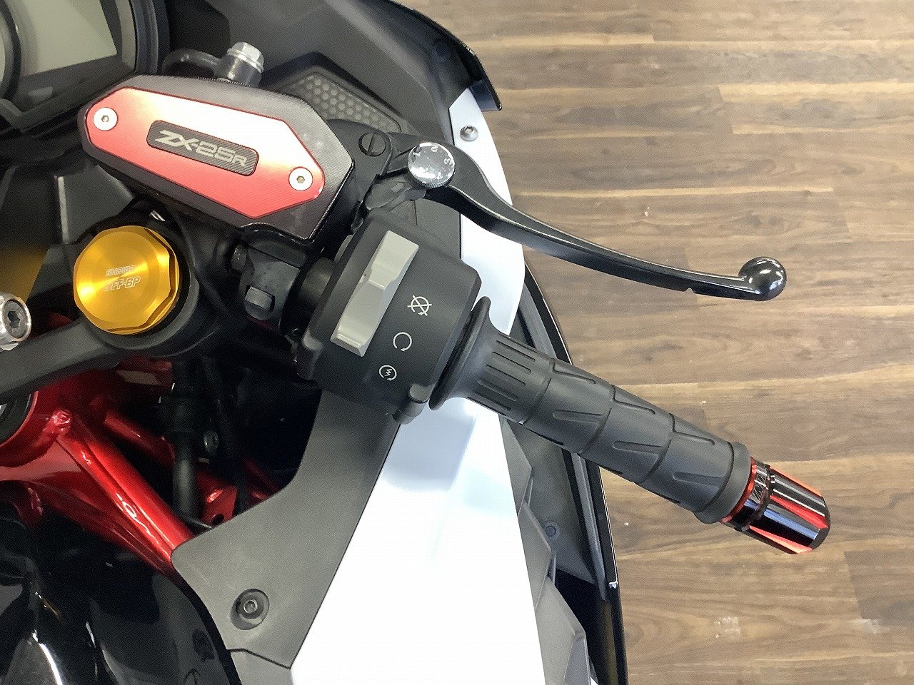 24601853.jpg?resize=600,450,ffffff