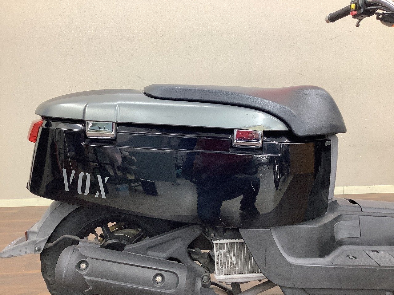 1094.大柄なデザインバイク♪　VOX50 収納力抜群　千葉県柏市　即日配送、自走引き取りも可能 4197.収納力抜群VOX50 大柄デザインバイク千葉県柏市即日配送、自走
