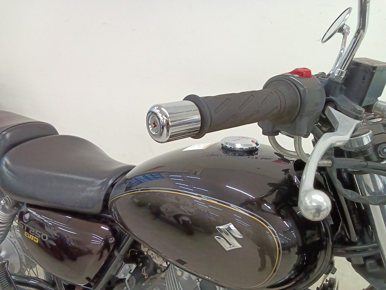 25002251.jpg?resize=600,450,ffffff
