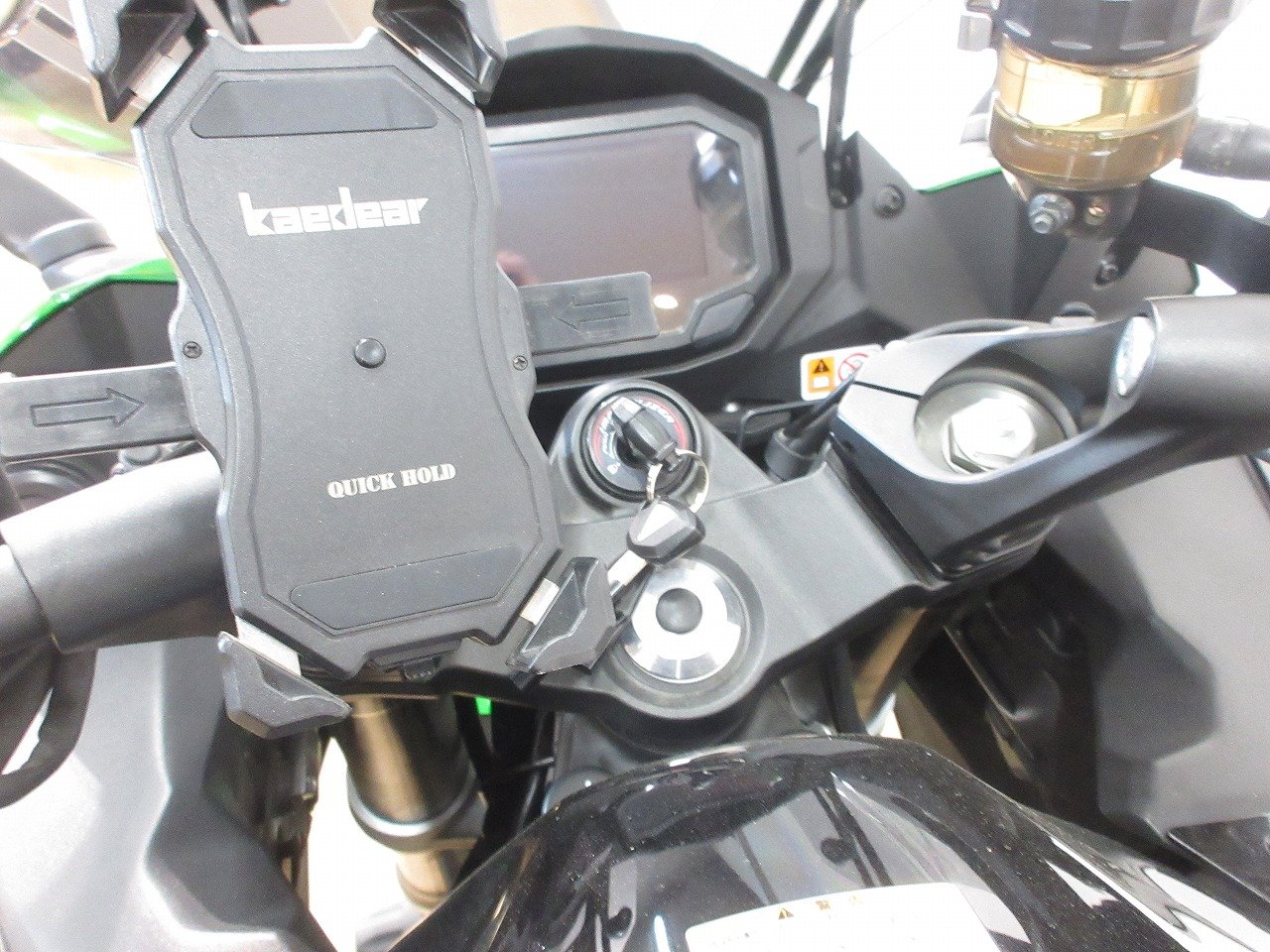 保証付、取付込、シャープ2019年２.２KW 2電源式ポータブル電子適温ボックス – ツインバード公式ストア
