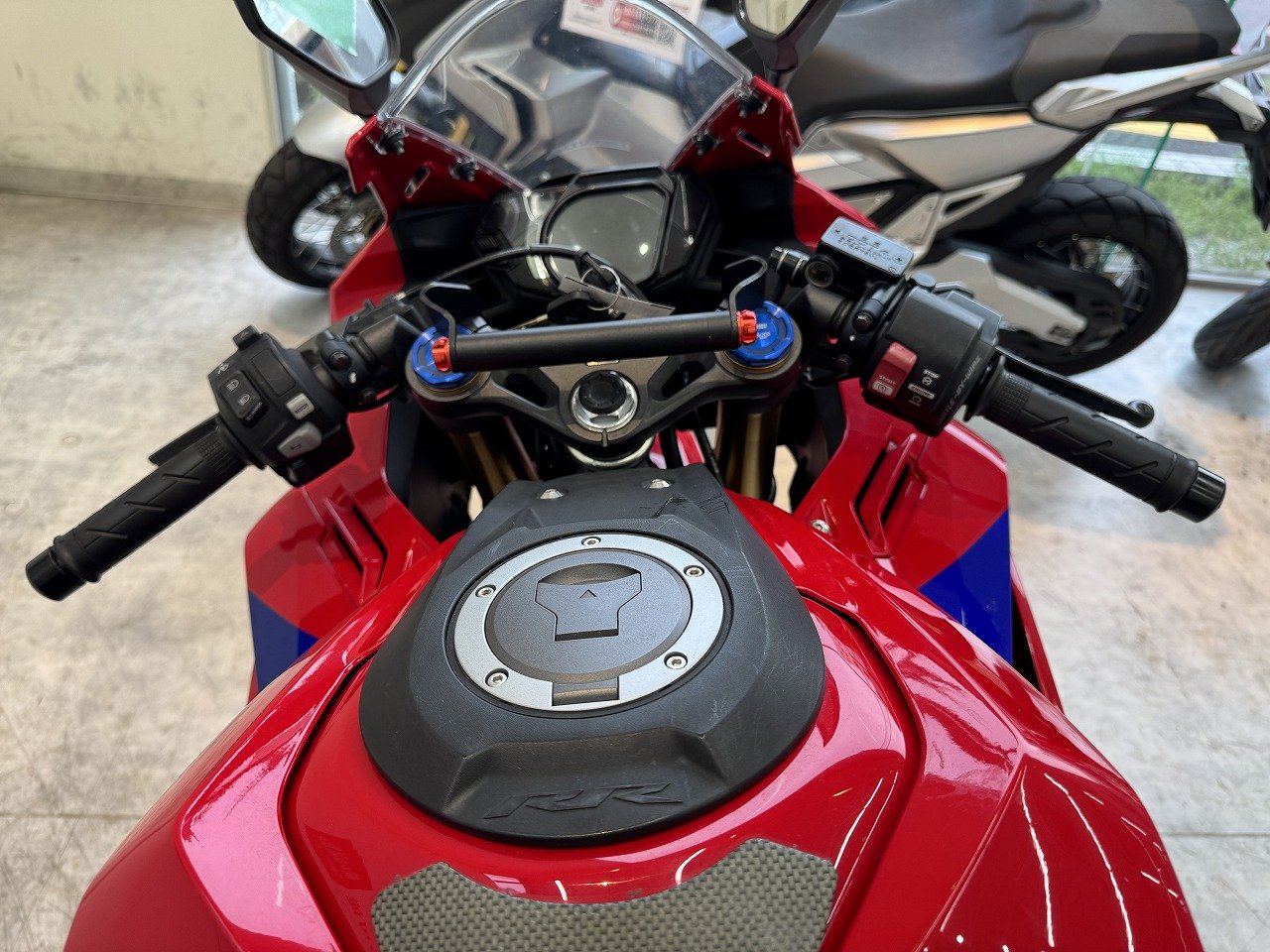 激アツ！期間限定！配送料金無料キャンペーン！★お支払総額13.8万円★ ホンダCBR250R CS250C 機関良好♪低走行！激安フルカウル250cc入荷！ 通勤通学に♪ツーリングにも♪関東圏内即日配送可能です！ 25099996.jpg?resize=600,450,ffffff