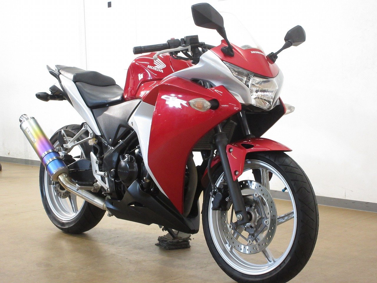 ★お支払い総額12.8万円★ 買取強化中！どんな車両も1万円～保証します！ ホンダ CBR250R MC41 モリワキマフラー！人気のCBR！ツーリングに！ 25190944.jpg?resize=600,450,ffffff