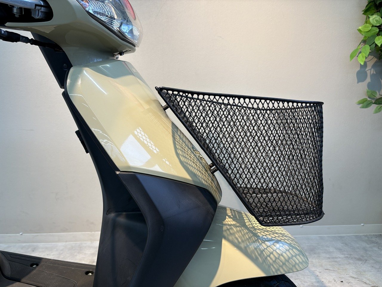 HONDA フォルッア-Z 赤 激安配送キャンペーン 諸経費無し 消費者還元店 点検済み 当日渡し可 自賠責加入で乗れる 横浜 都筑 宮前 フォルツァ(ホンダ) 神奈川県のバイク一覧｜新車・中古バイクなら