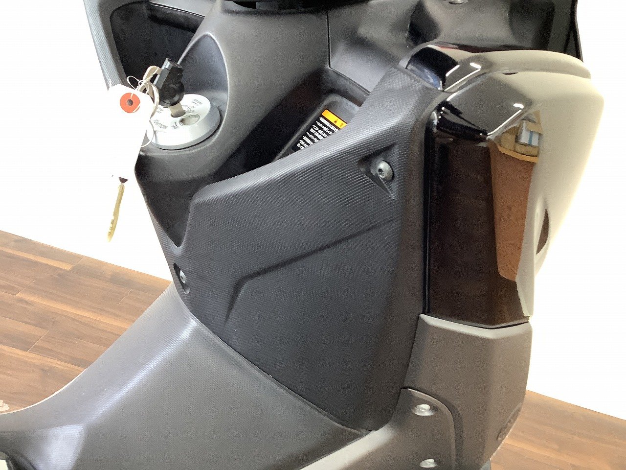 ★お支払い総額 13.8万円★ ヤマハ NMAX125  SE86J 機関良好♪ 外観良好♪ 速度良好♪ 通勤通学にオススメ♪ 低燃費！ 関東圏内即日配送可能です！ ヤマハ NMAX (グレー) 2016年 26215Km 125cc 自賠責保険無し 支払