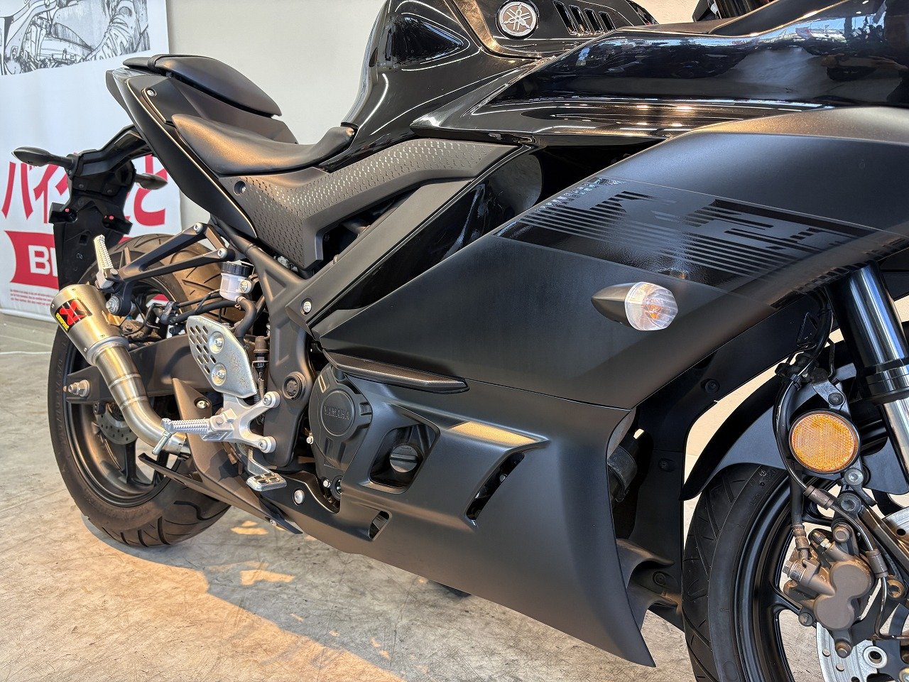 YAMAHA YBR125 黒 格安配送キャンペーン 期間限定 諸経費０円 始動確認済み 自賠責保険加入で乗れます 即納車有り 激安 横浜 都筑 宮前 ヤマハ YBR125 キャブ車 自賠責1年｜（有）市川ホンダ｜新車