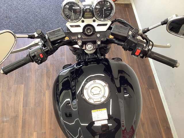 取引先決まりました。たくさんのお問い合わせありがとうごさいました。★XJR1300★ (RP01J) シルバー 走行約2.5万キロ 車検R3.2 25289043.jpg?resize=600,450,ffffff